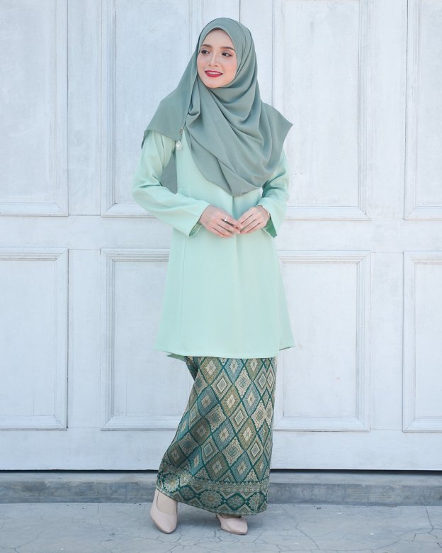Baju Kurung Riau Pahang Songket Azneem - Herbs Green