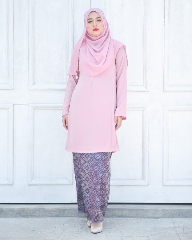 Baju Kurung Riau Pahang Songket Azneem - Petals Pink