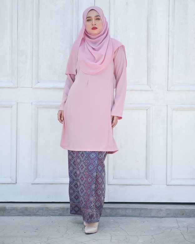 Baju Kurung Riau Pahang Songket Azneem - Petals Pink