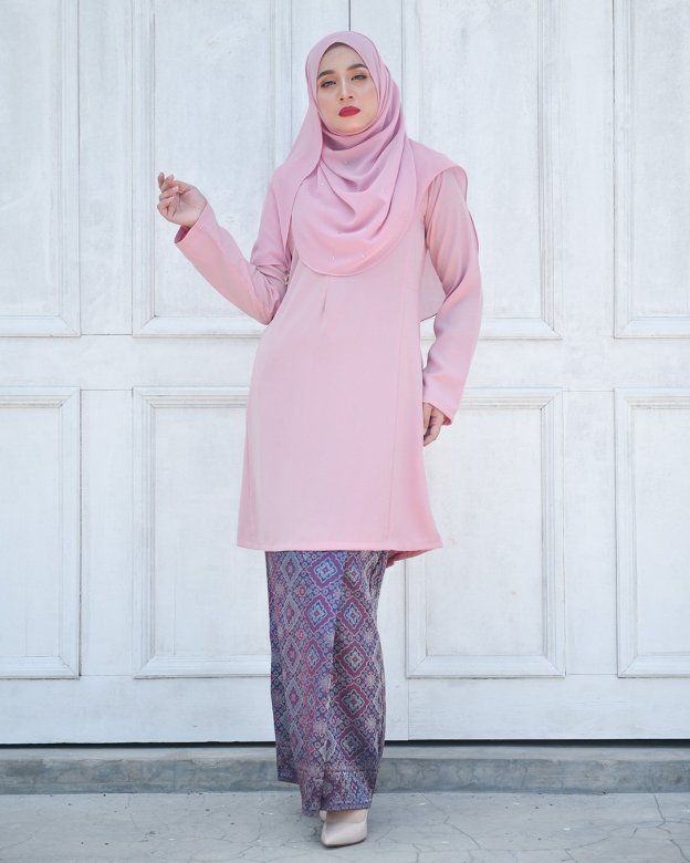 Baju Kurung Riau Pahang Songket Azneem - Petals Pink