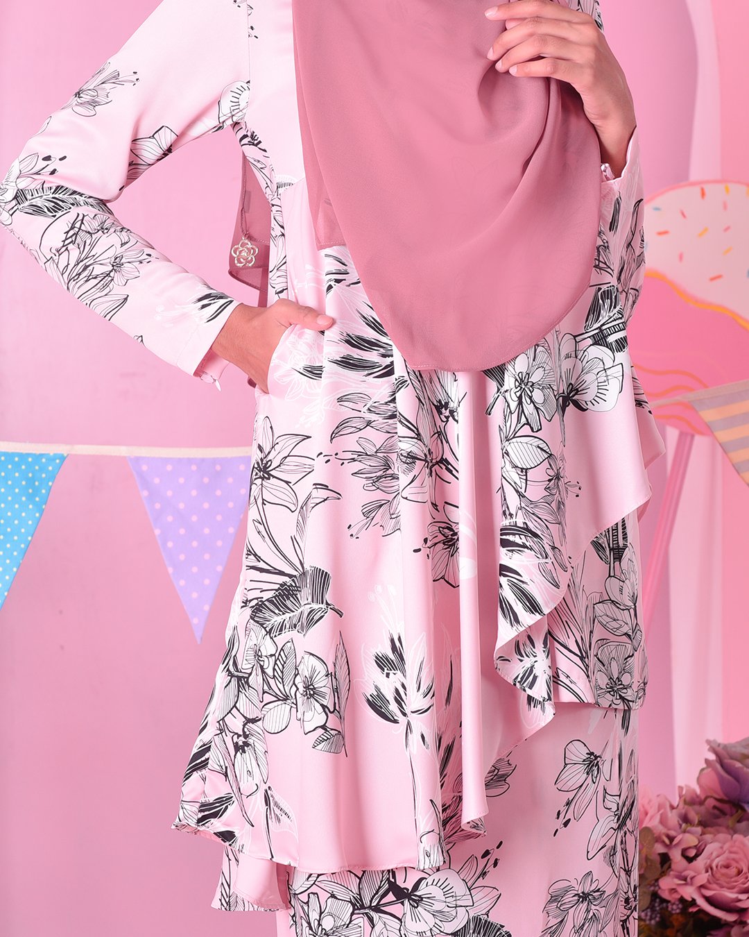 Baju Kurung Ruffle Aily - Lolita  Pink