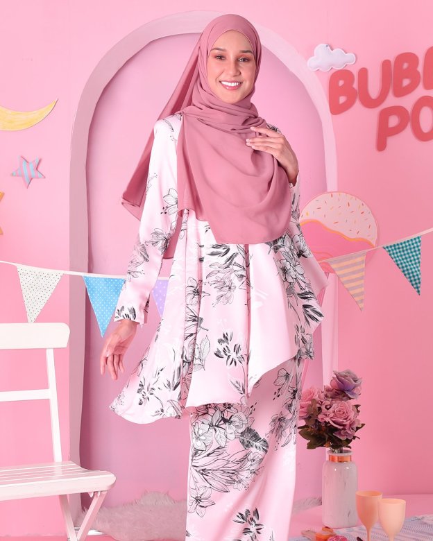 Baju Kurung Ruffle Aily - Lolita  Pink