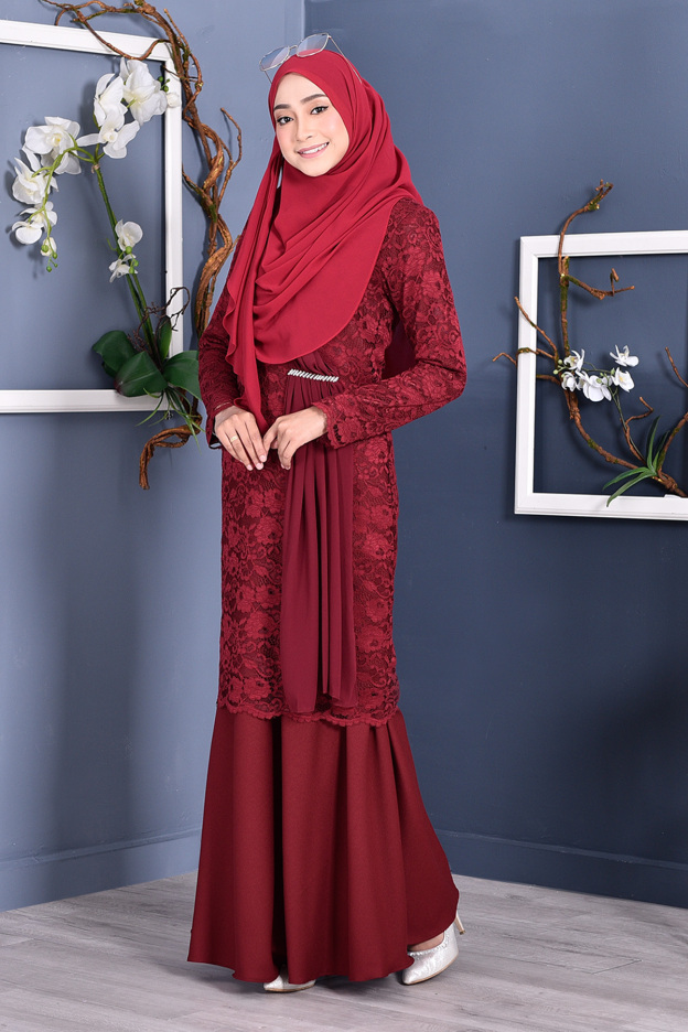 Baju Kurung Lace Sabrina - Vouge Red