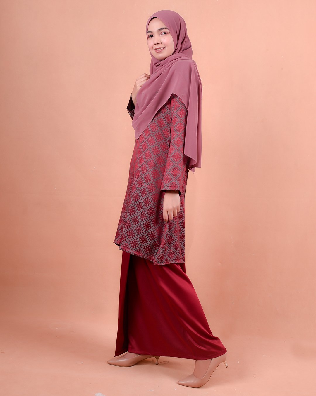 Baju Kurung Riau Songket Azmyn - Strawberry Red