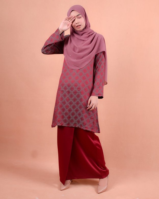 Baju Kurung Riau Songket Azmyn - Strawberry Red