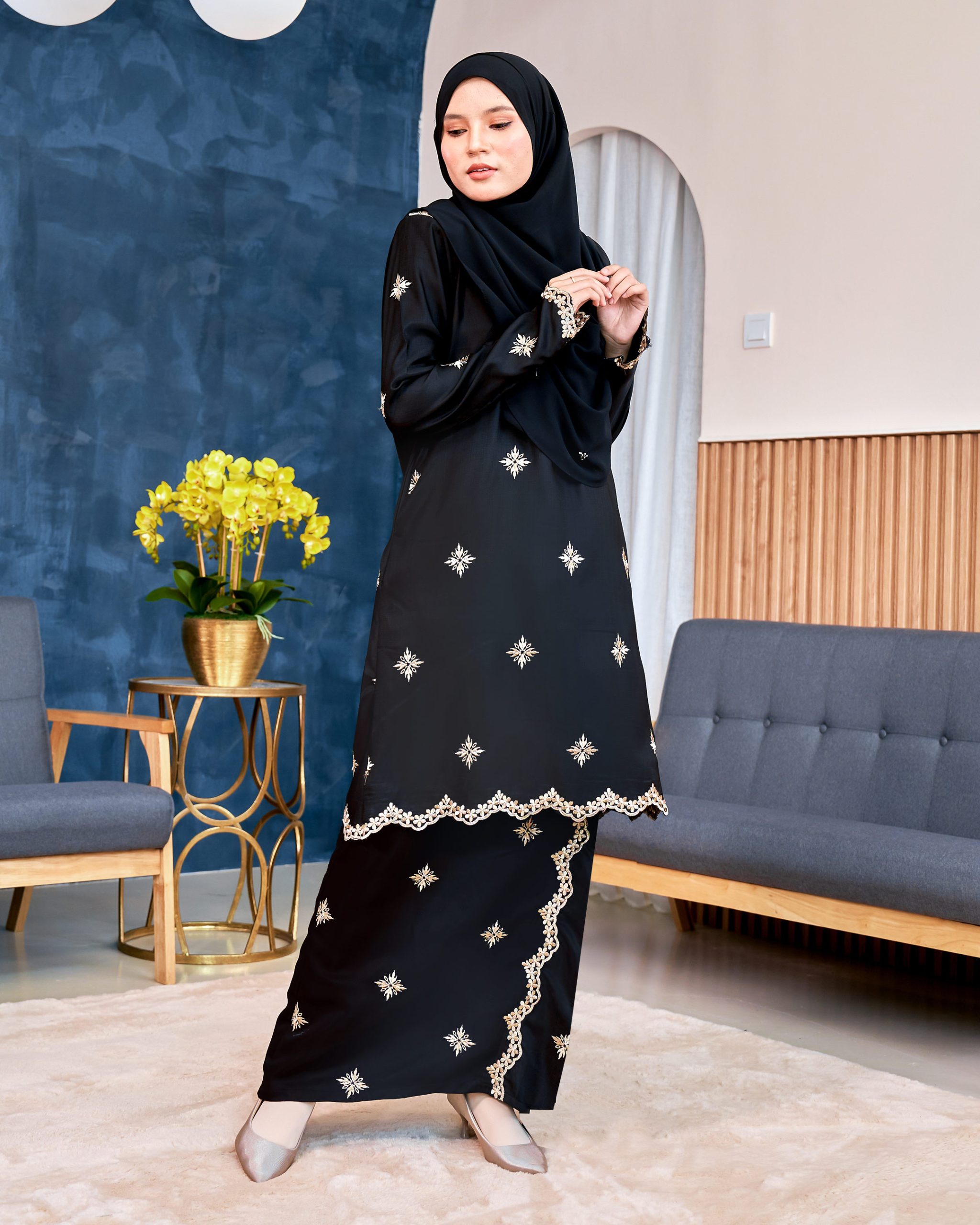 Baju Kurung Sulam Songket Tun Lestari - Cempaka Black