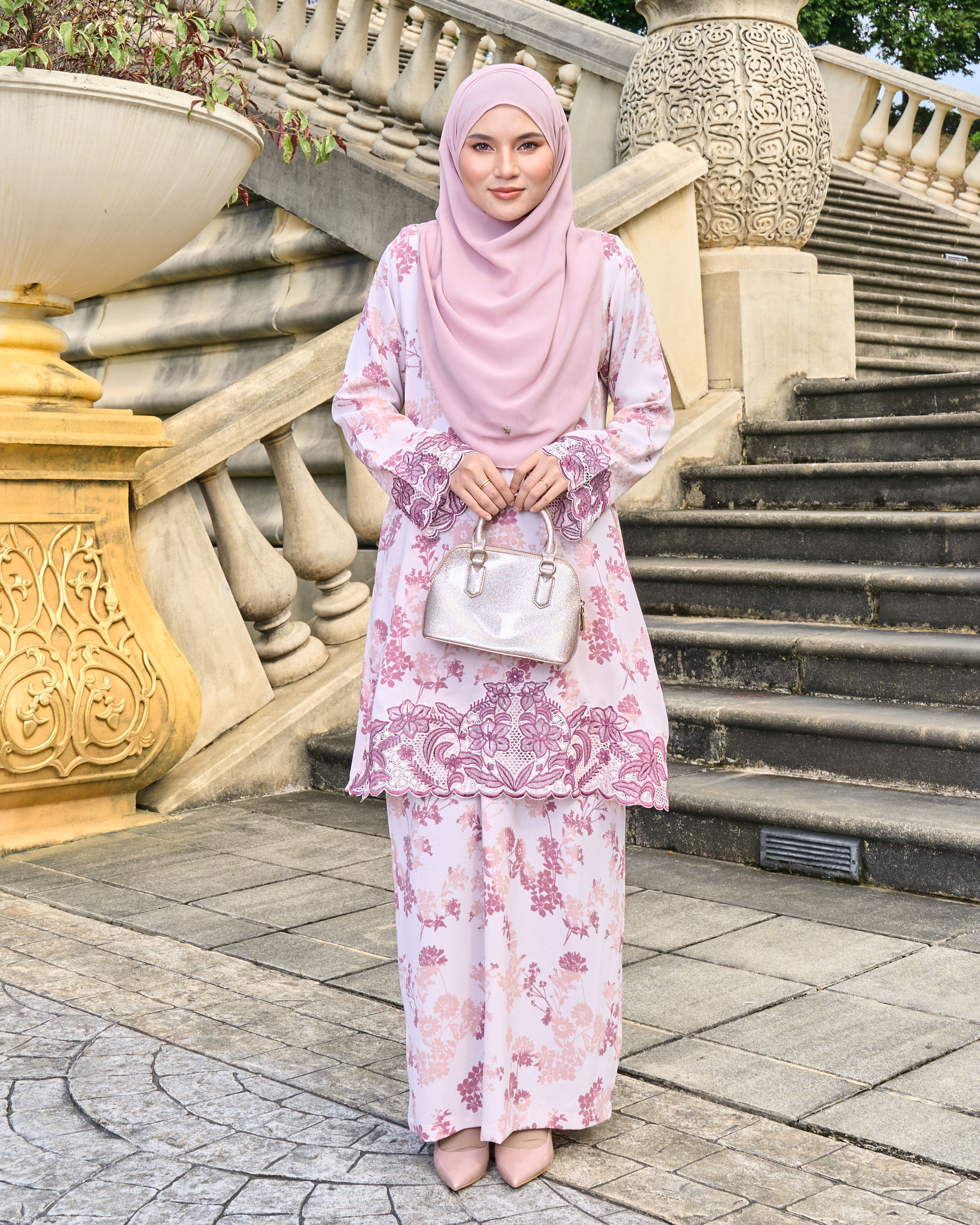 Baju Kurung Sulam Lace Aylin
