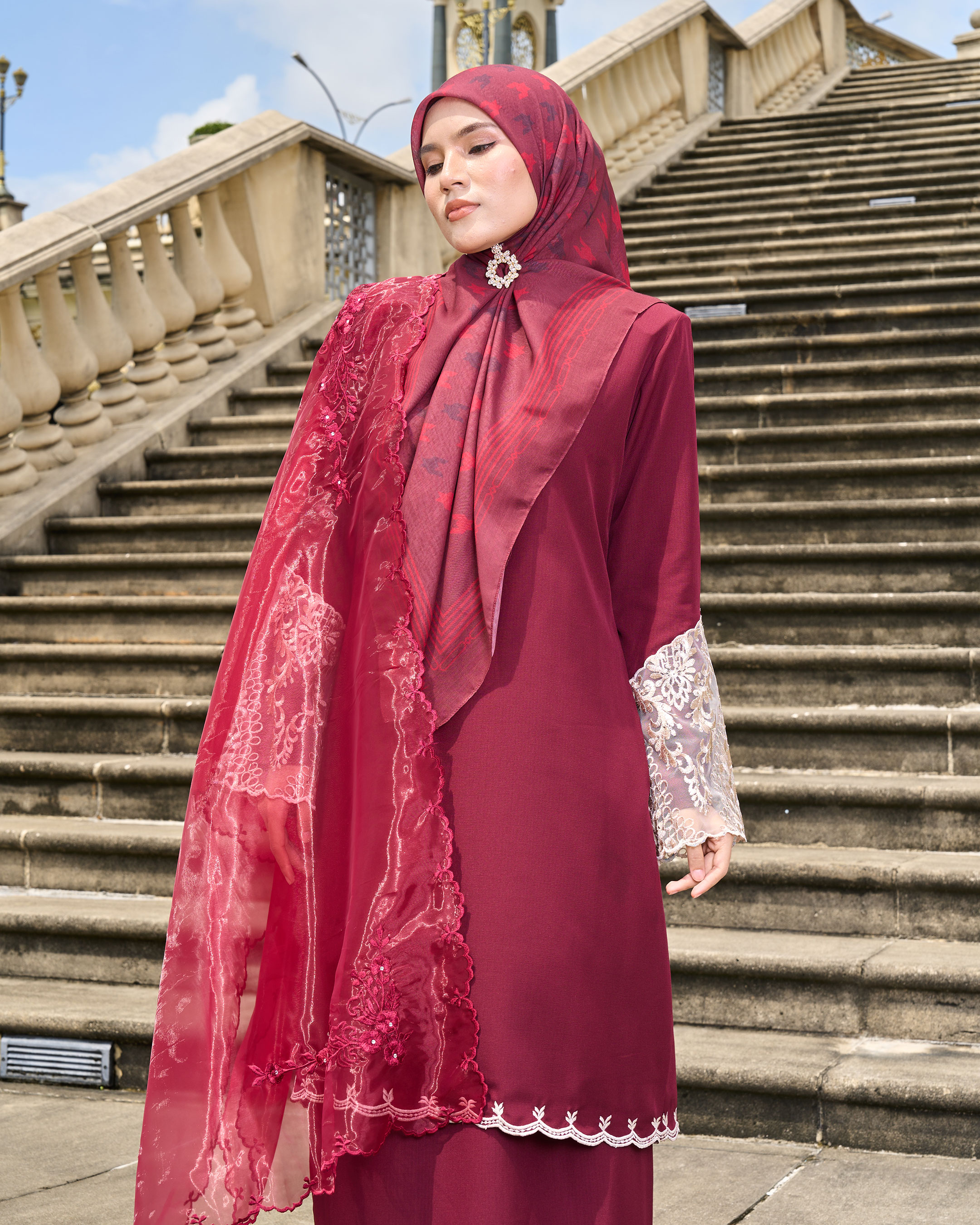 Baju Kurung Sulam Lace Ember