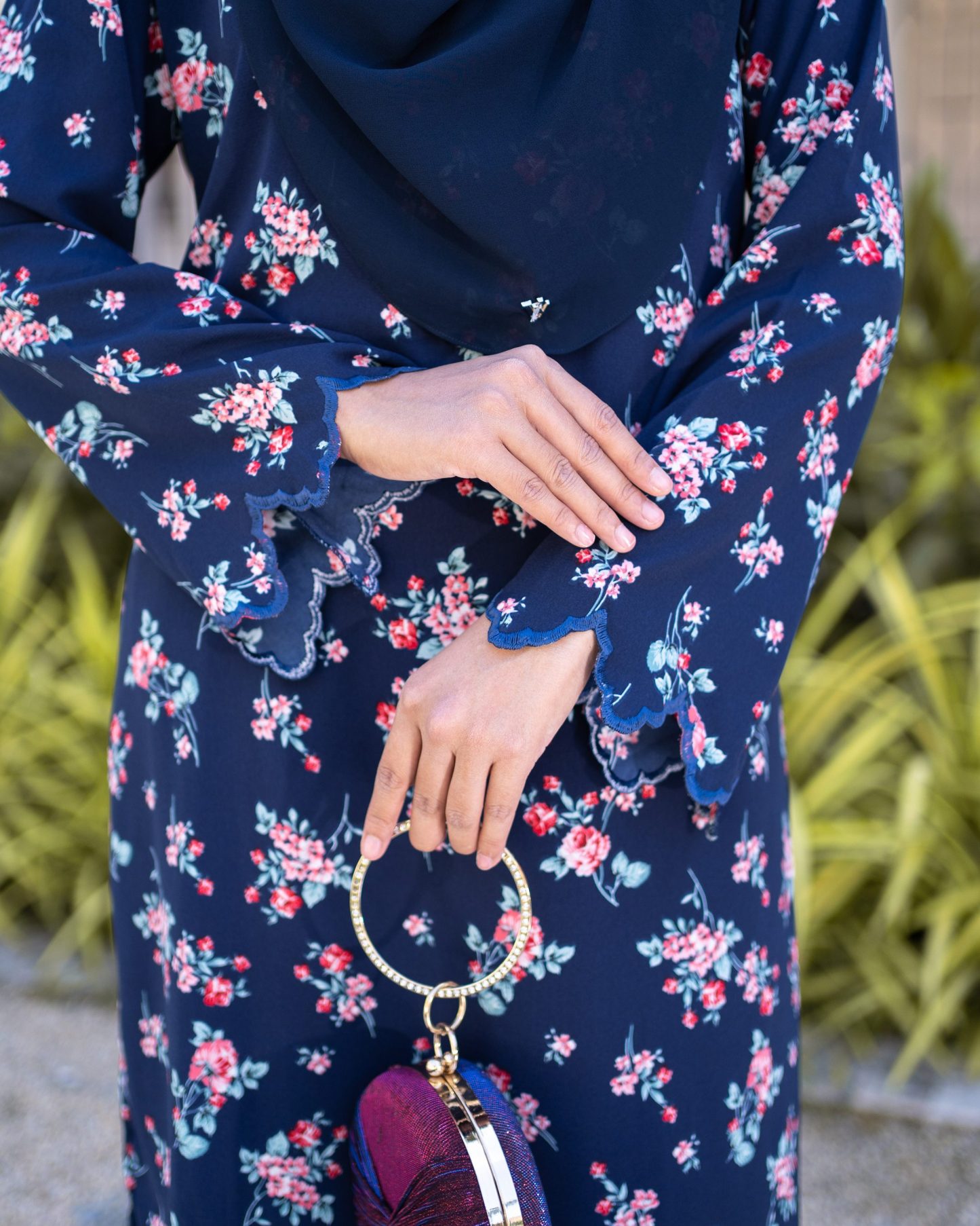 Baju Kurung Sulam Lahina Laluna X MCC - Navy Blue