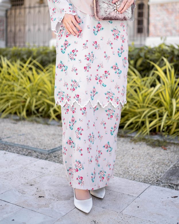 Baju Kurung Sulam Lahina Laluna X MCC - Greyish Nude