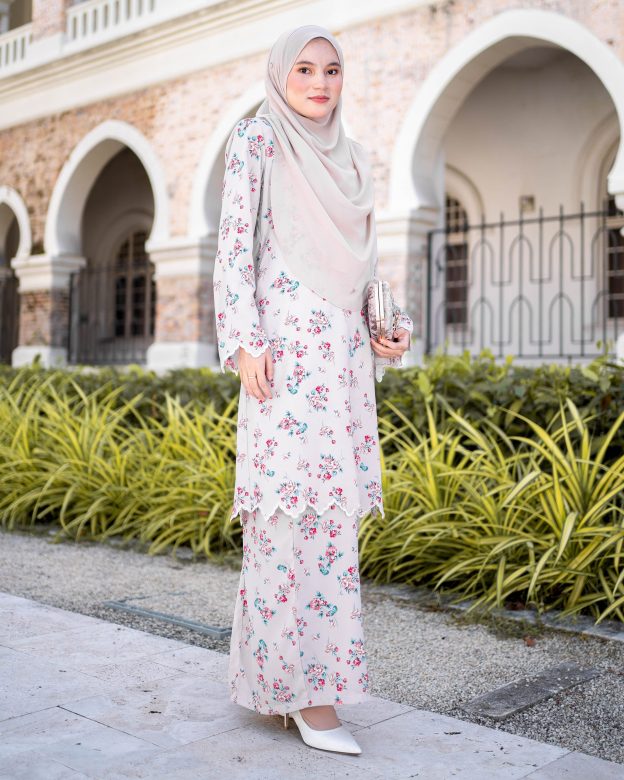 Baju Kurung Sulam Lahina Laluna X MCC - Greyish Nude