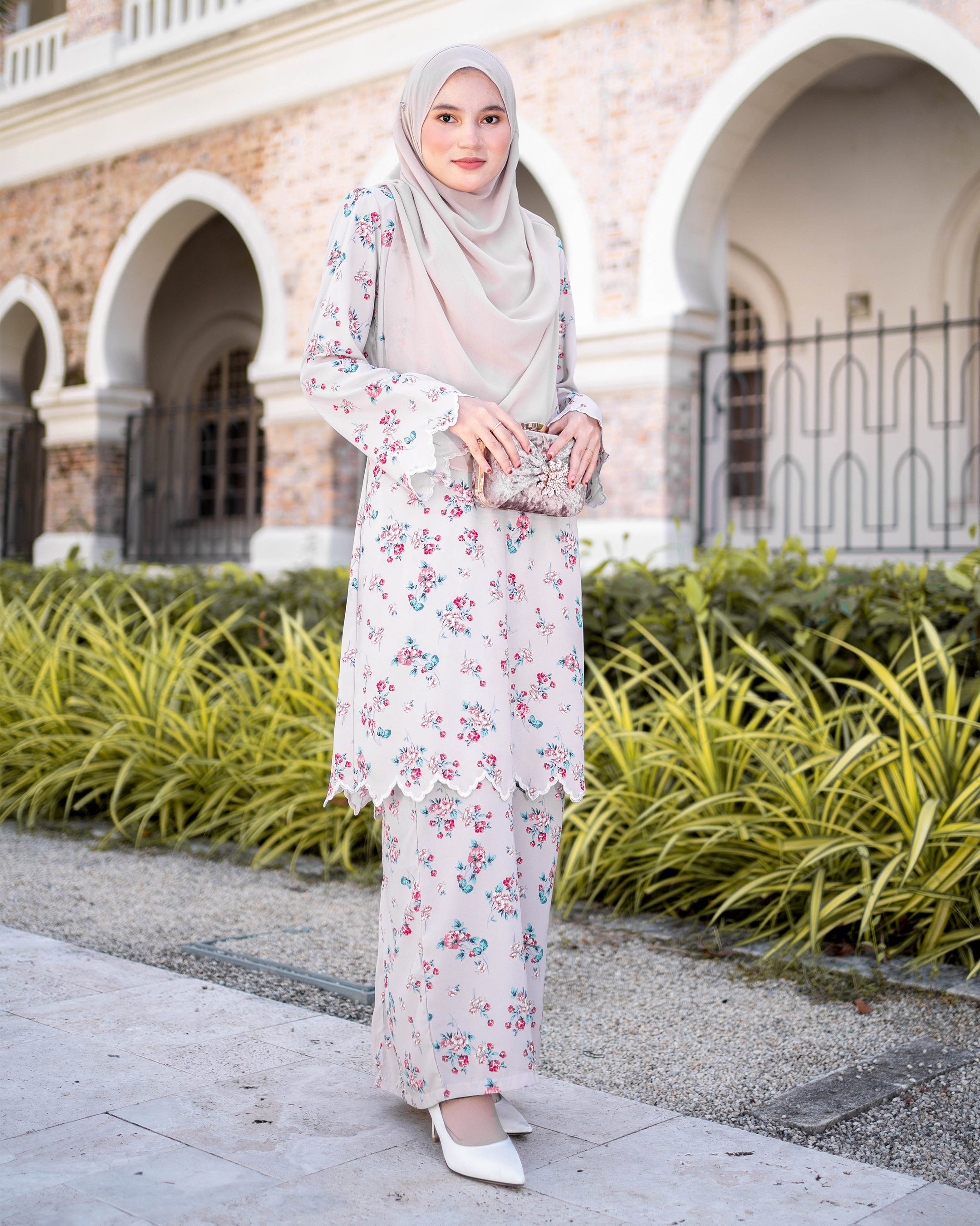 Baju Kurung Sulam Lahina Laluna X MCC - Greyish Nude