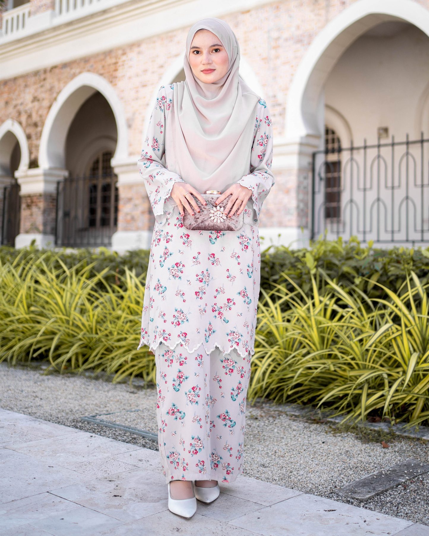 Baju Kurung Sulam Lahina Laluna X MCC - Greyish Nude