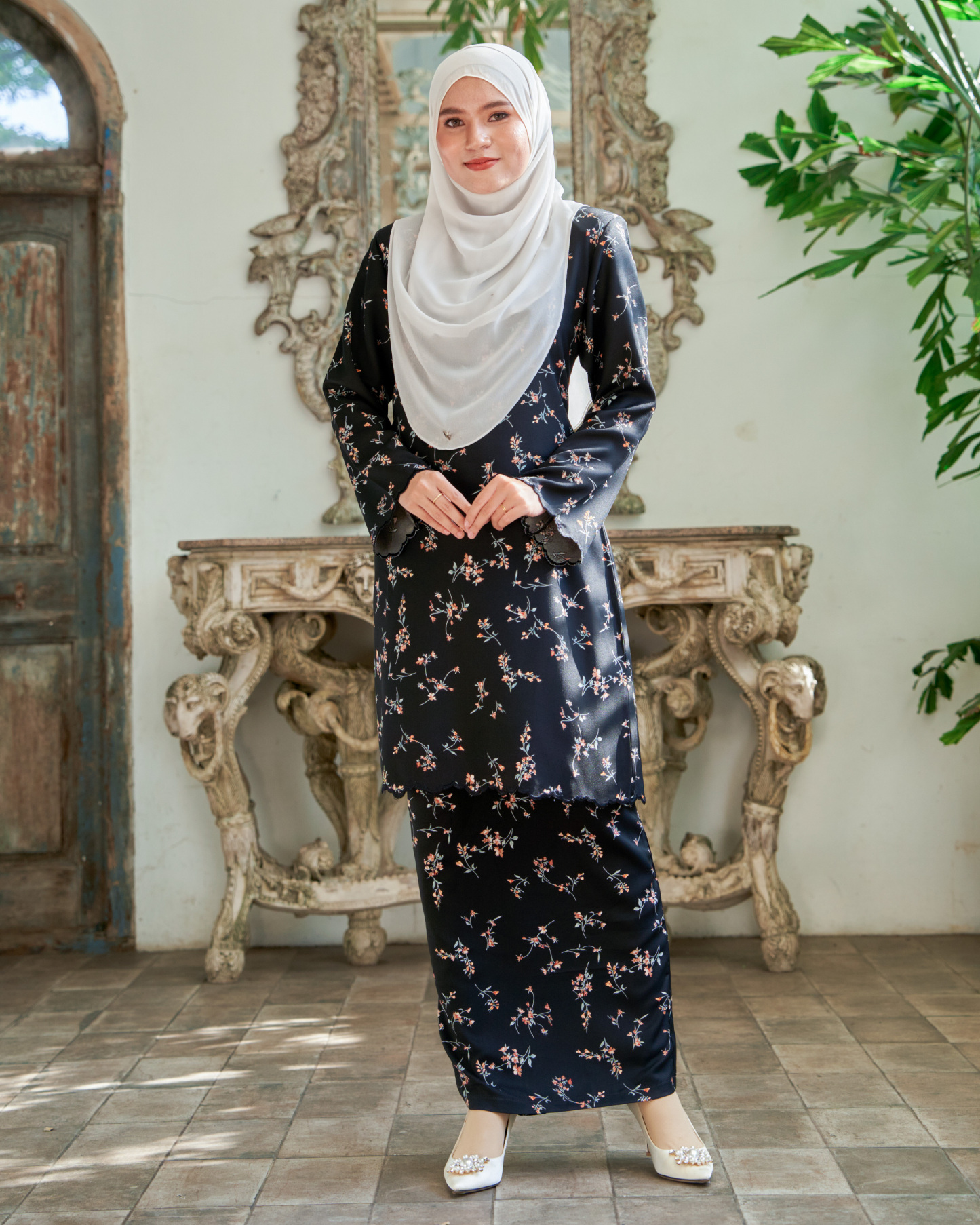 Baju Kurung Sulam Lahita Laluna X MCC - Mist Black