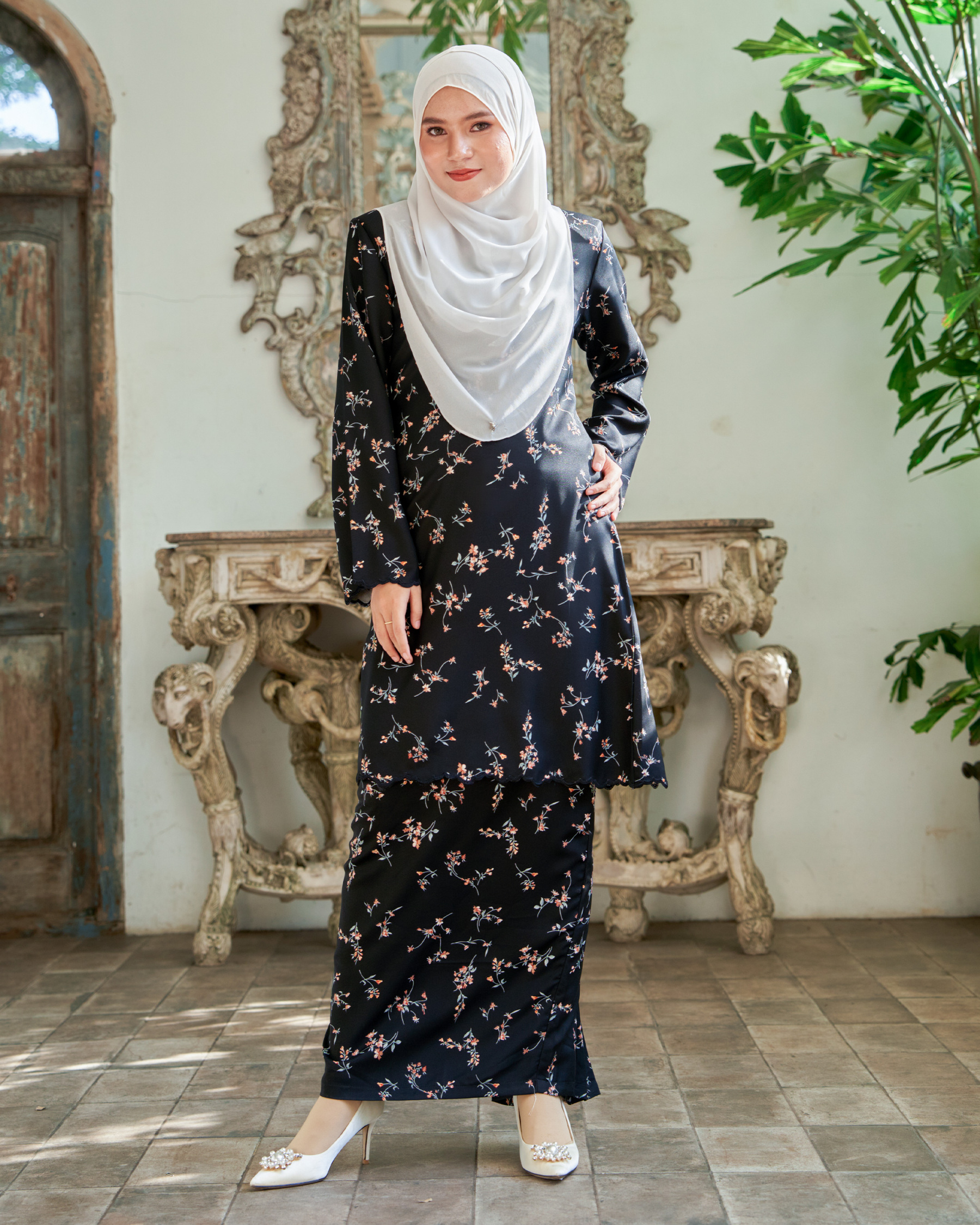 Baju Kurung Sulam Lahita Laluna X MCC - Mist Black