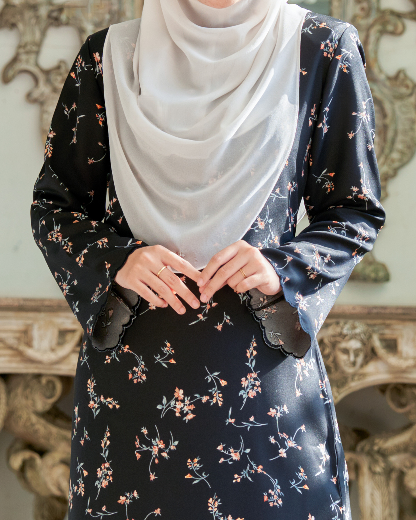Baju Kurung Sulam Lahita Laluna X MCC - Mist Black