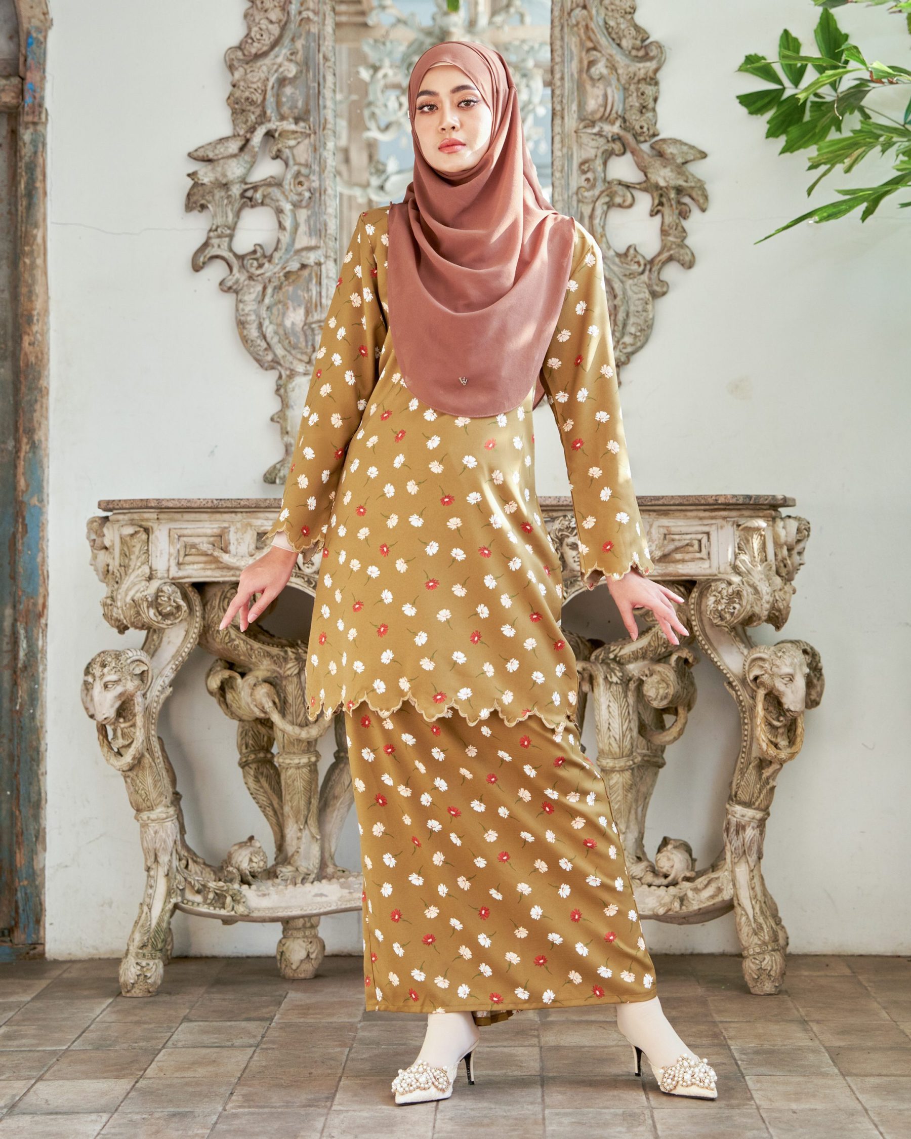 Baju Kurung Sulam Lirnia - Daisy Bronze