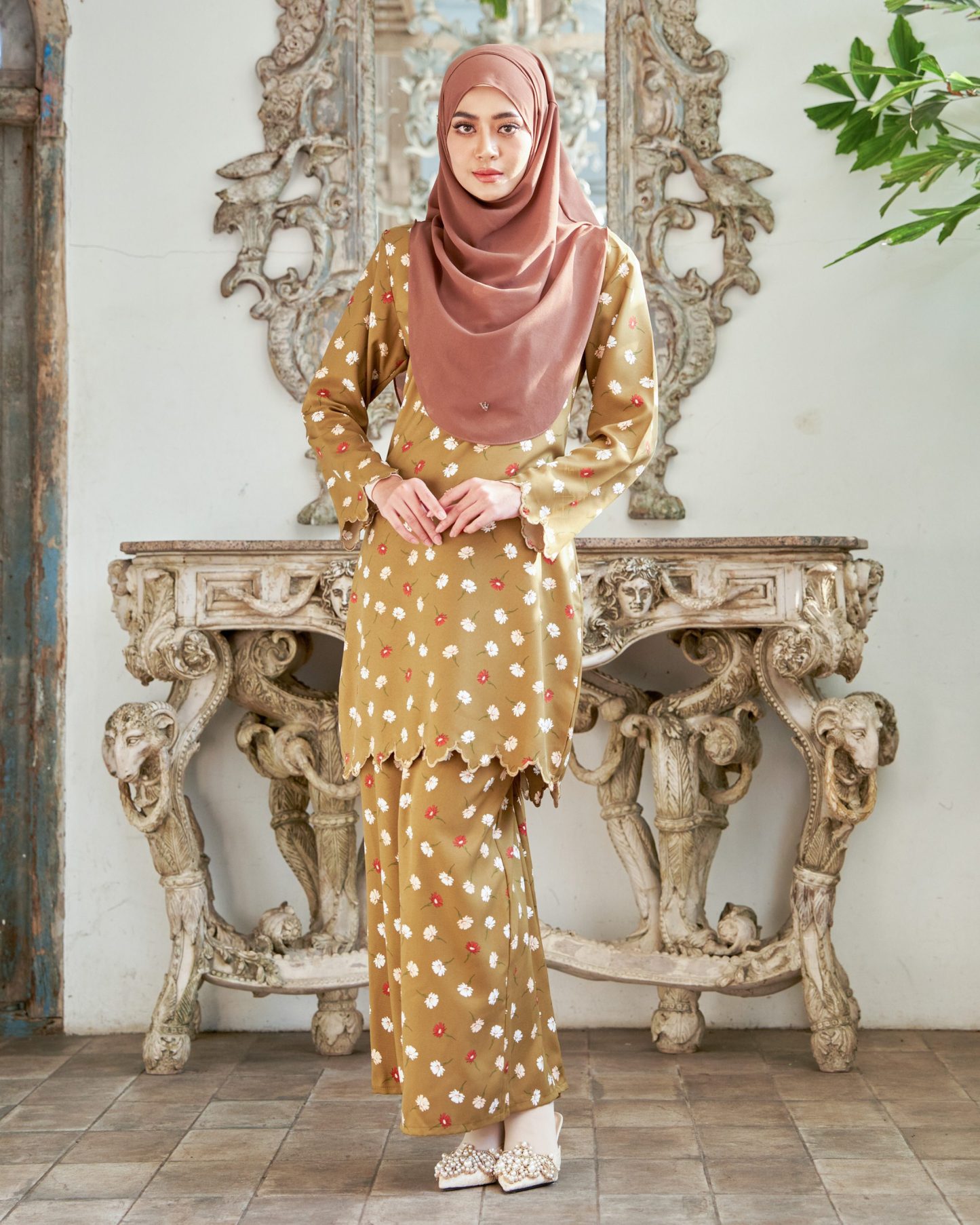 Baju Kurung Sulam Lirnia - Daisy Bronze