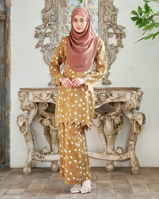Baju Kurung Sulam Lirnia - Daisy Bronze