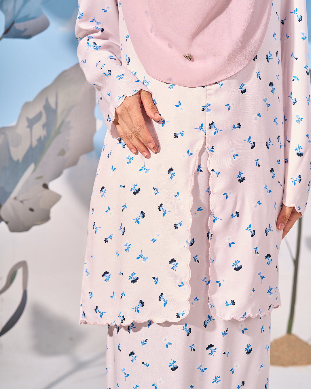 Baju Kurung Sulam Lutfia Laluna X MCC - Daisy Lemonade Pink