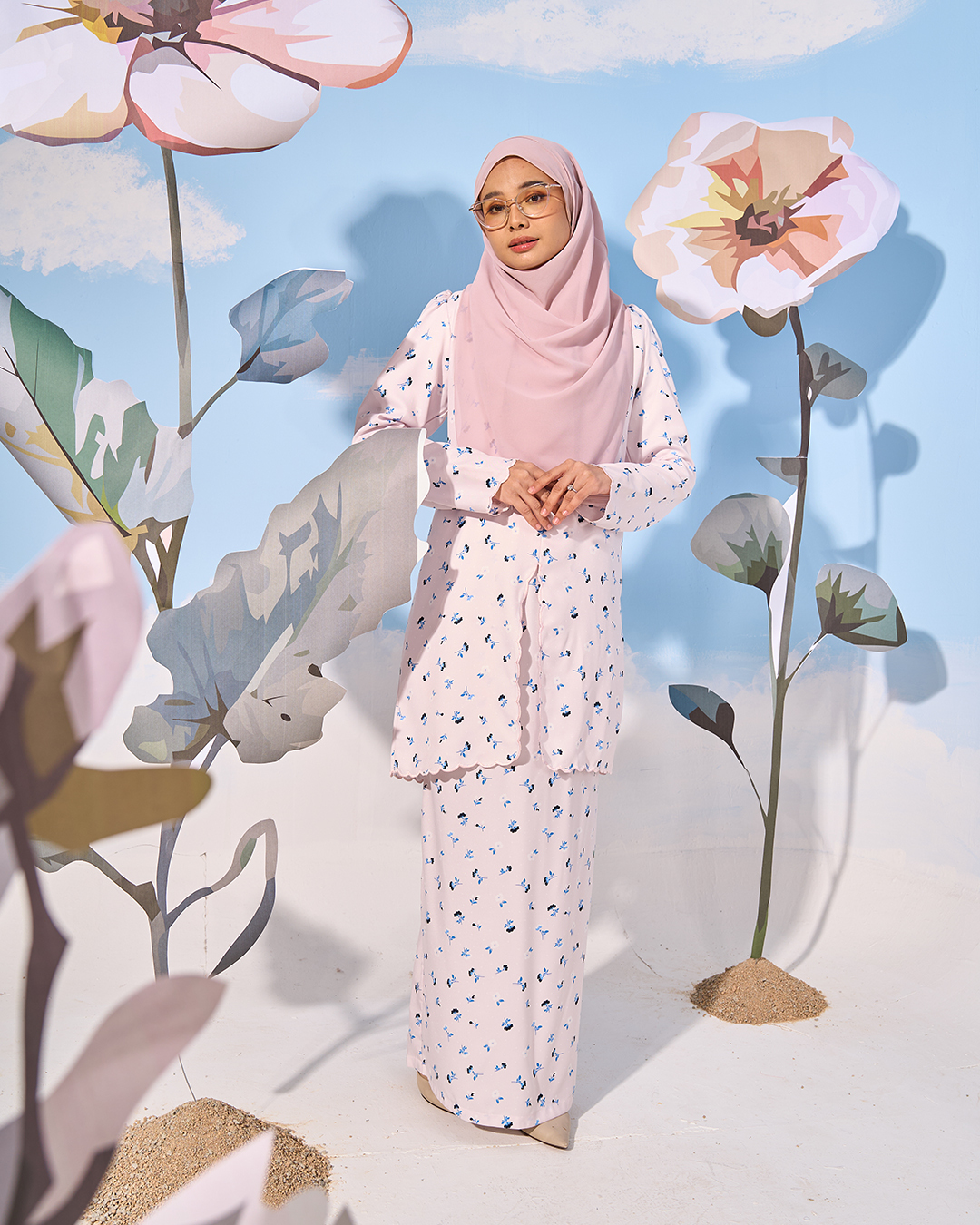Baju Kurung Sulam Lutfia Laluna X MCC - Daisy Lemonade Pink
