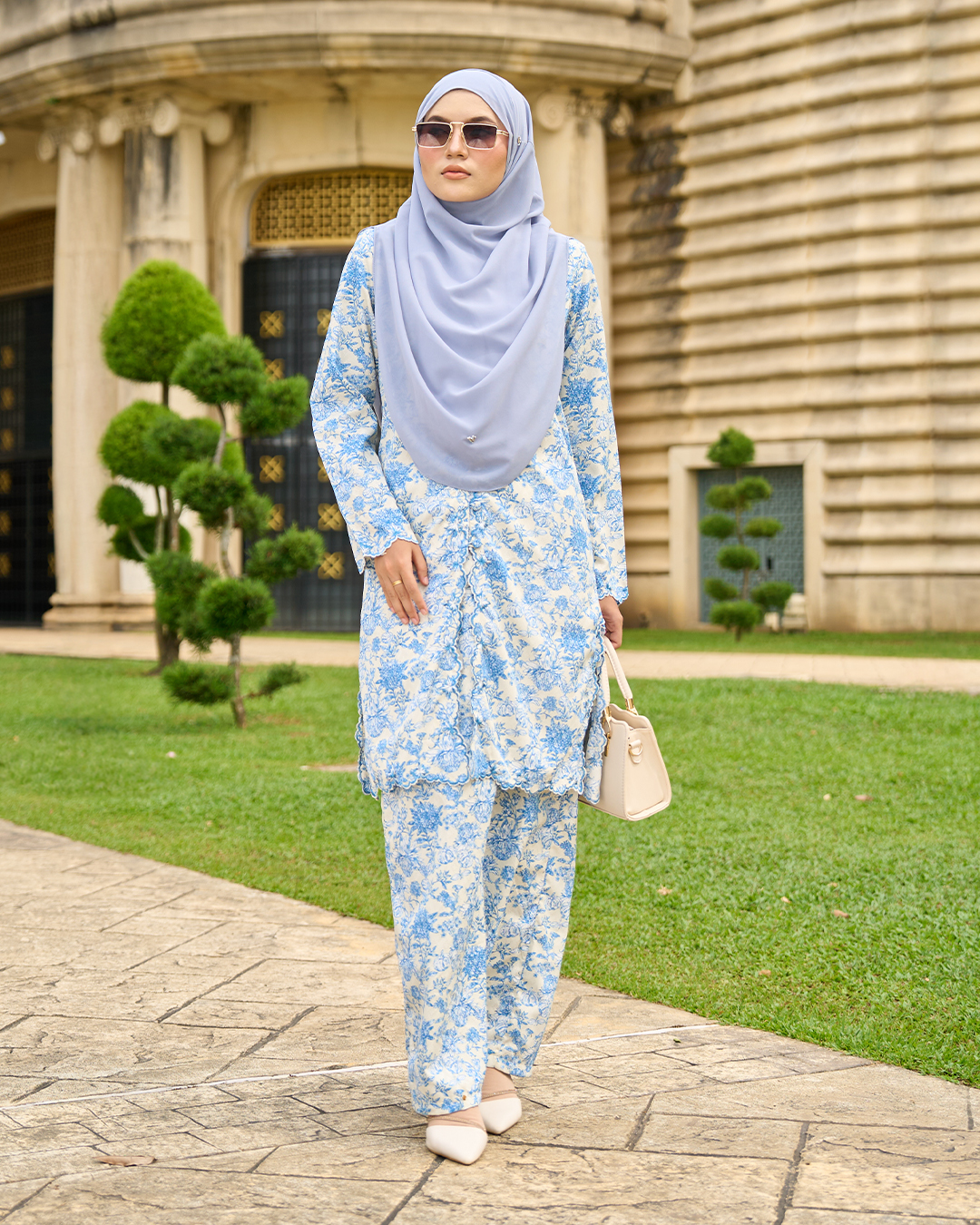 Baju Kurung Sulam Mizzah