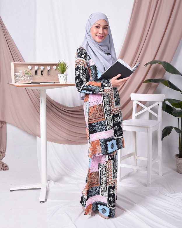 Baju Kurung Moden Tizz - Pink