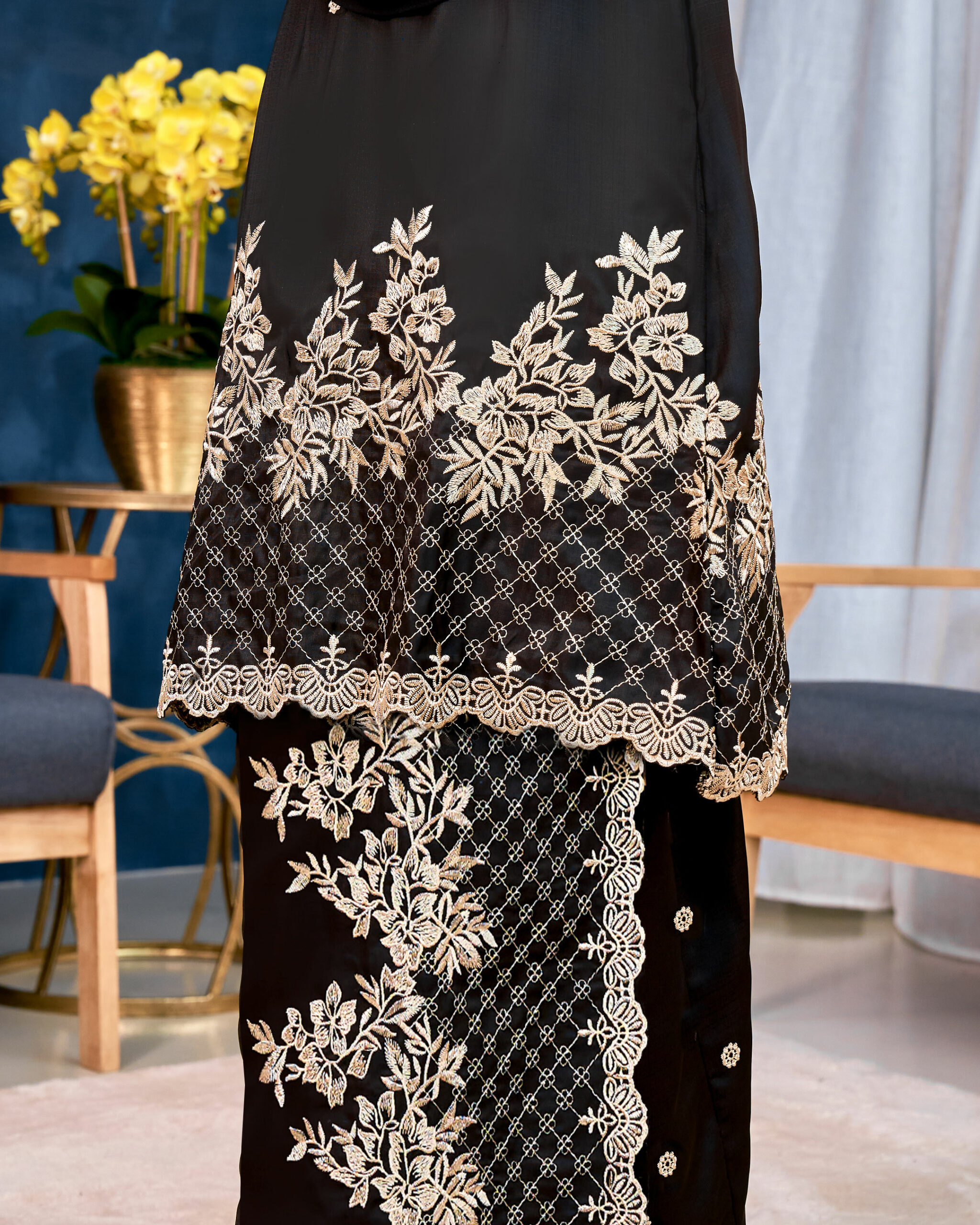 Baju Kurung Sulam Songket Tun Lestari - Kuntum Black