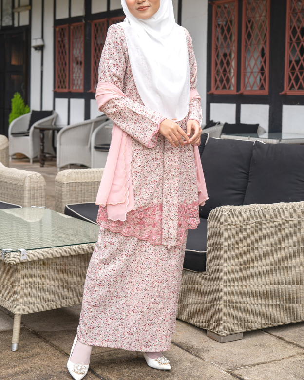 Baju Kebaya Sulam Akayla - Sweet Pink