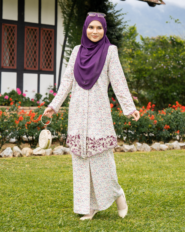 Baju Kebaya Sulam Akayla - Creamy Ivory