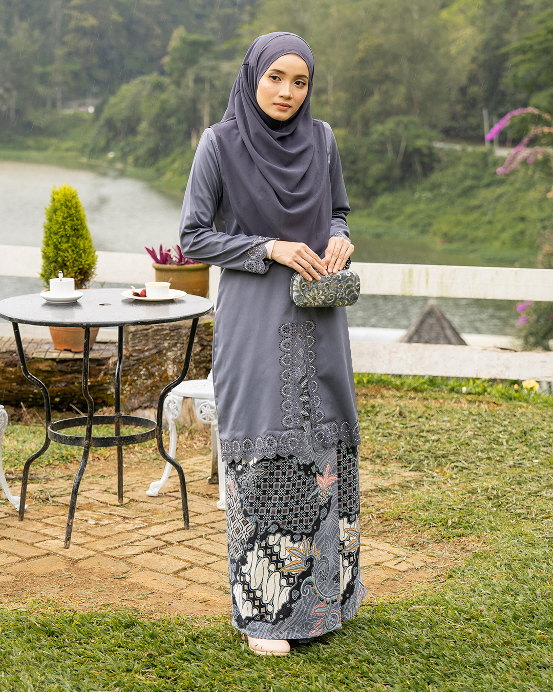Baju Kebarung Lasercut Almira - Steel Grey