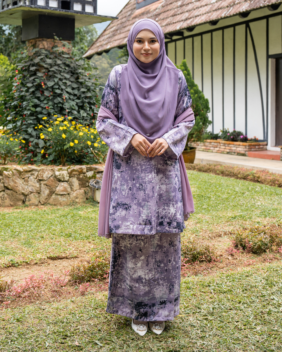 Baju Kurung Pahang Leora Laluna X MCC - Grape Purple