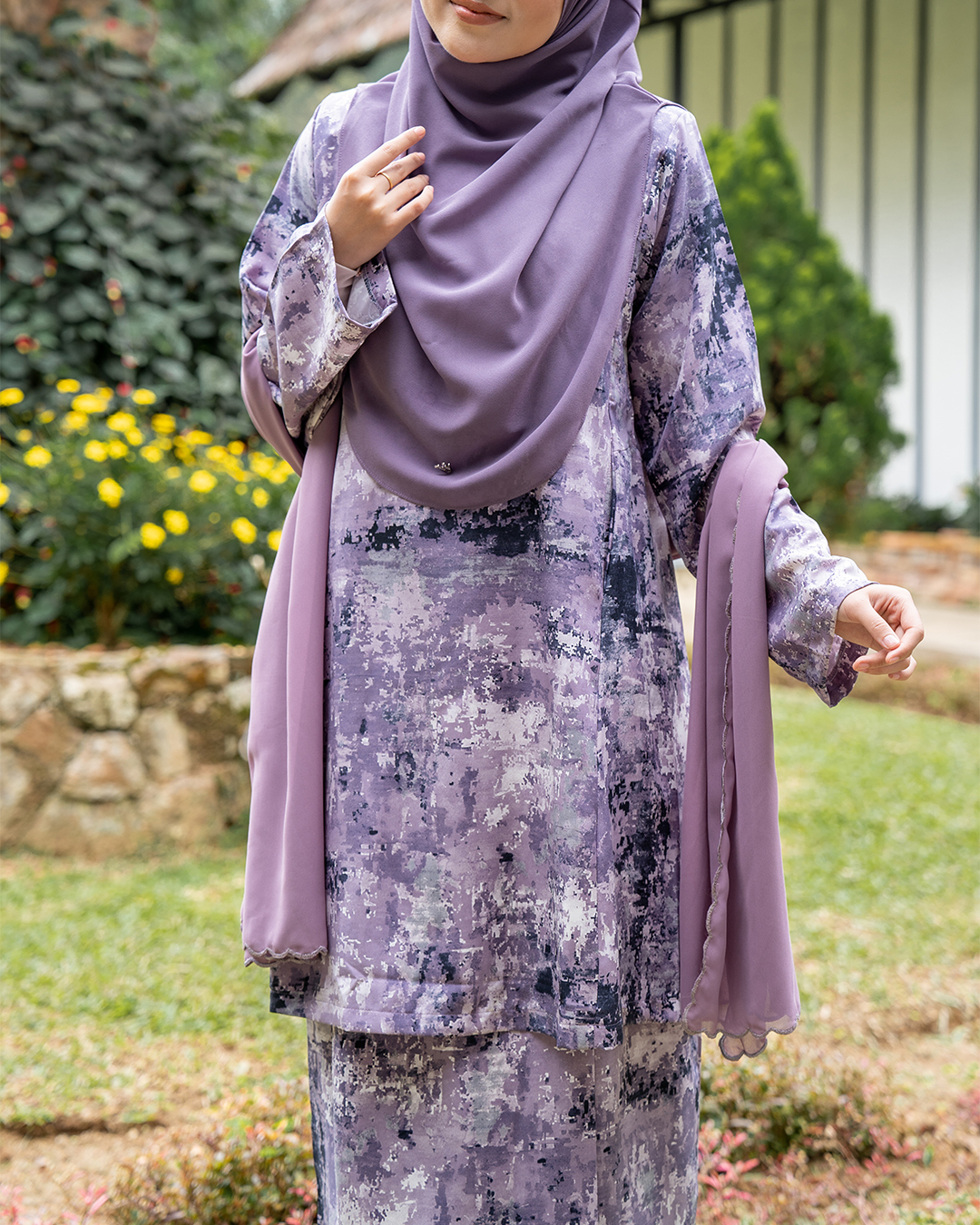 Baju Kurung Pahang Leora Laluna X MCC - Grape Purple