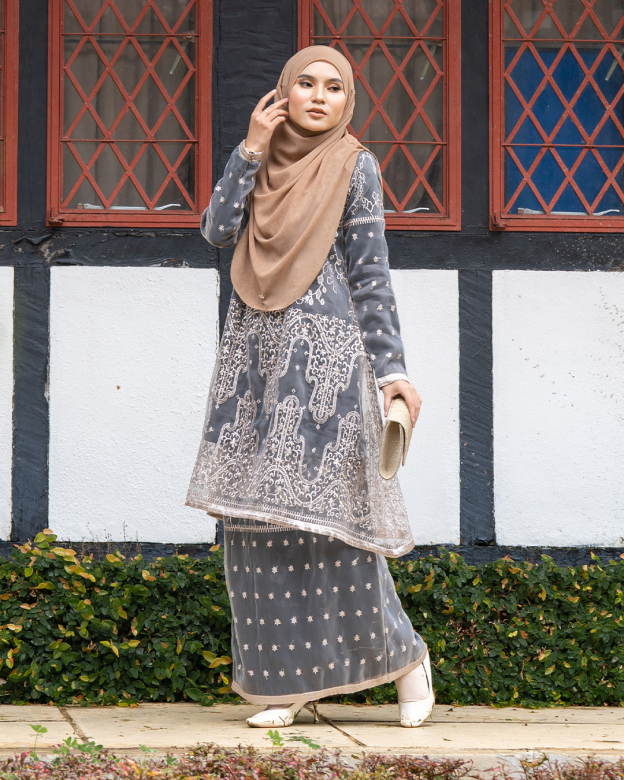 Baju Kurung Riau Lace Aura - Black Khaki