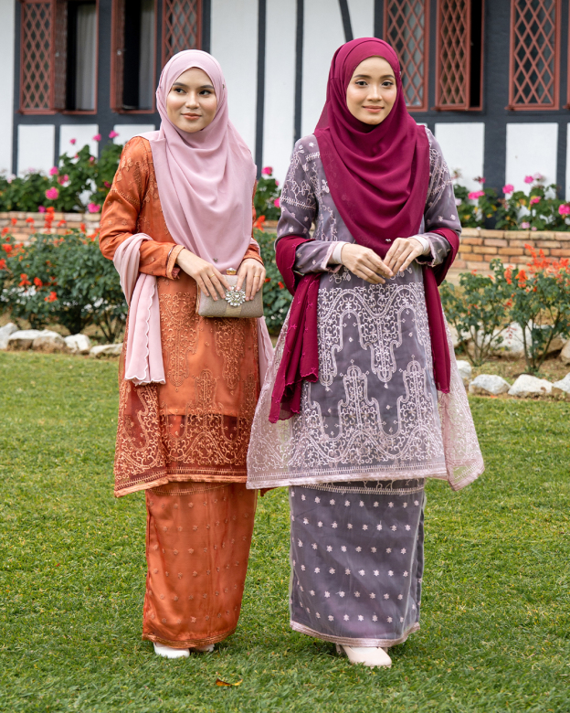 Baju Kurung Riau Lace Aura - Pink Raspberry