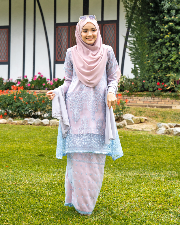 Baju Kurung Riau Lace Aura - Paddle Pinky