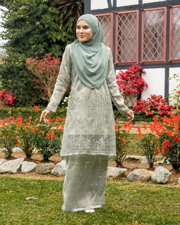 Baju Kurung Riau Lace Aura - Sage Green