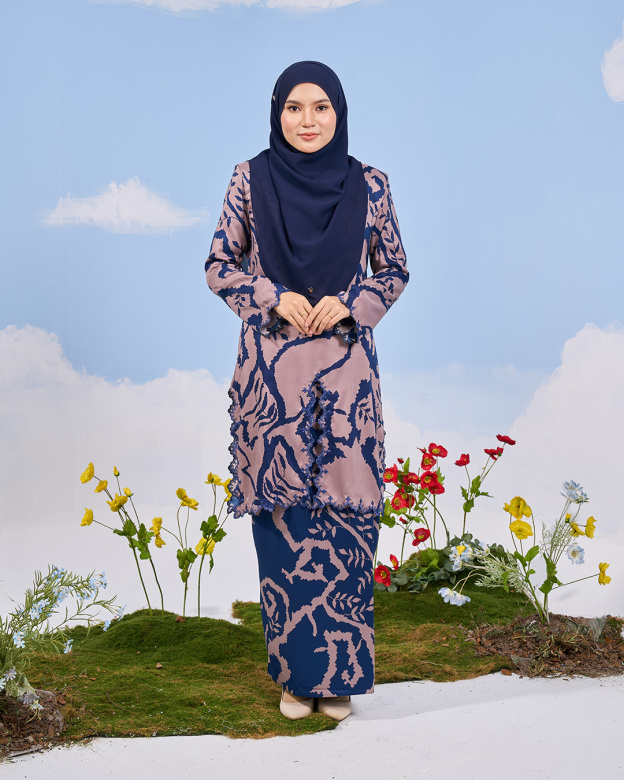 Baju Kurung Sulam Batik Alora