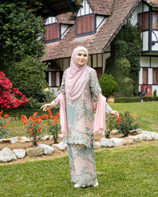 Baju Kurung Batik Ashalee - Khaki Green