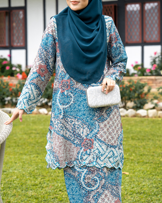 Baju Kurung Batik Ashalee - Cyan Blue