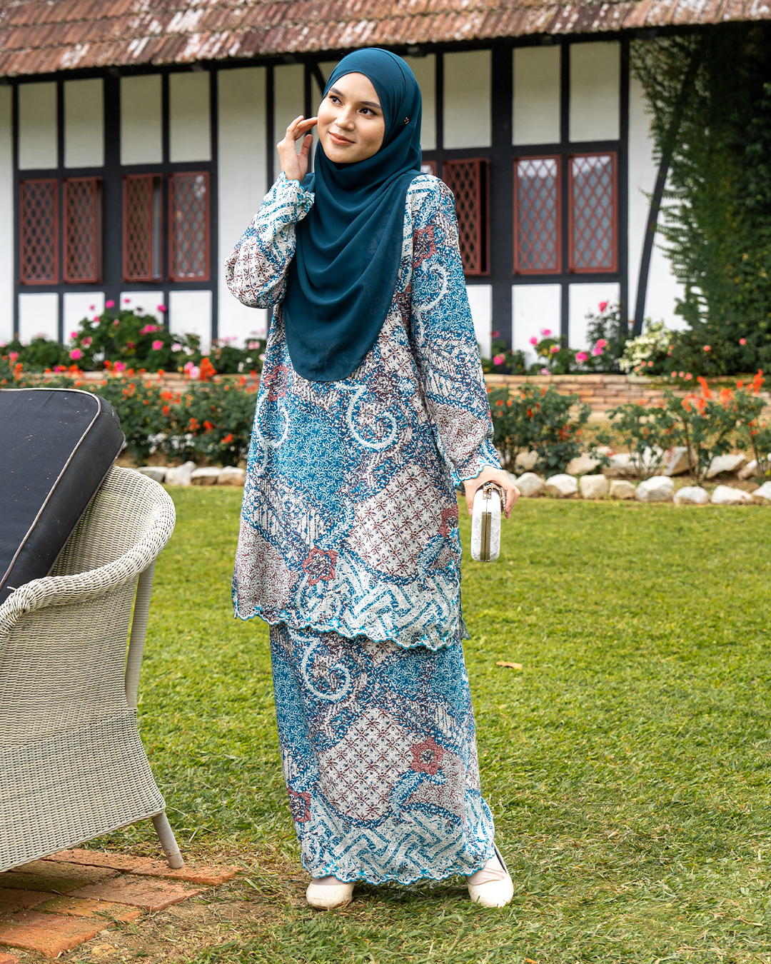 Baju Kurung Batik Ashalee - Cyan Blue