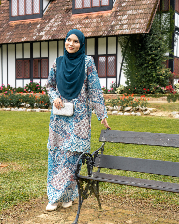 Baju Kurung Batik Ashalee - Cyan Blue