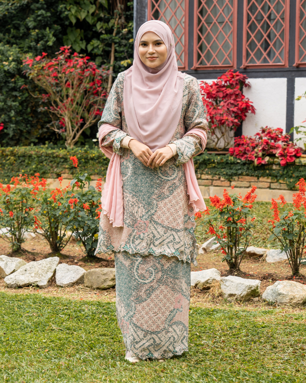 Baju Kurung Batik Ashalee - Khaki Green