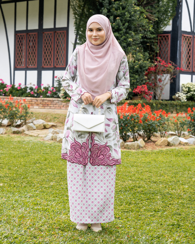 Baju Kurung Sulam Diamante Amia - Mystic Pink