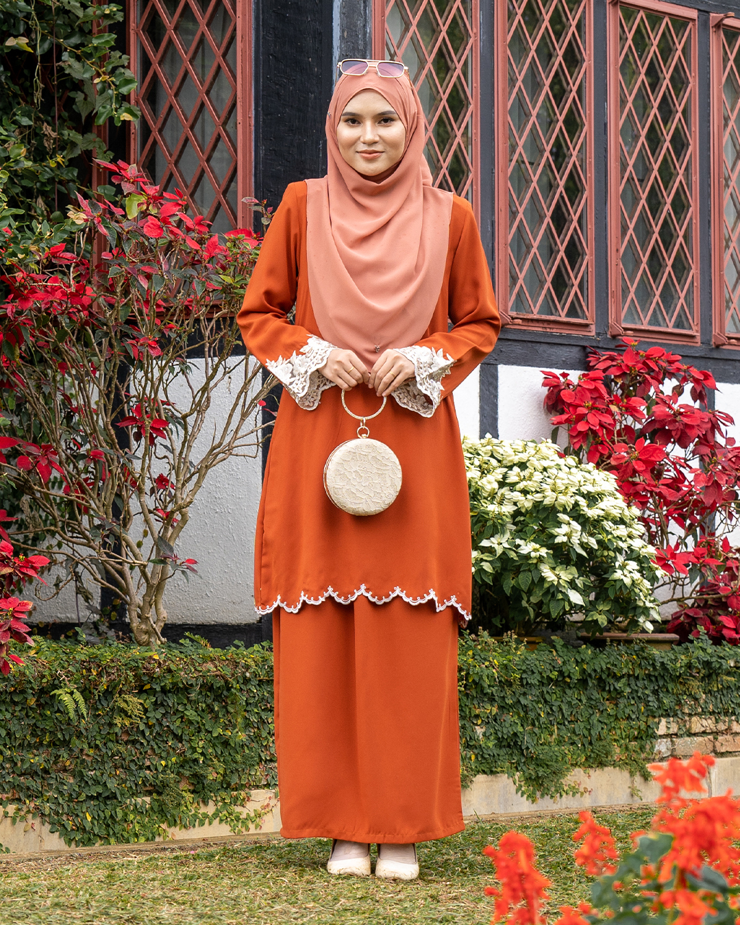 Baju Kurung Sulam Lace Ember - Brick Orange