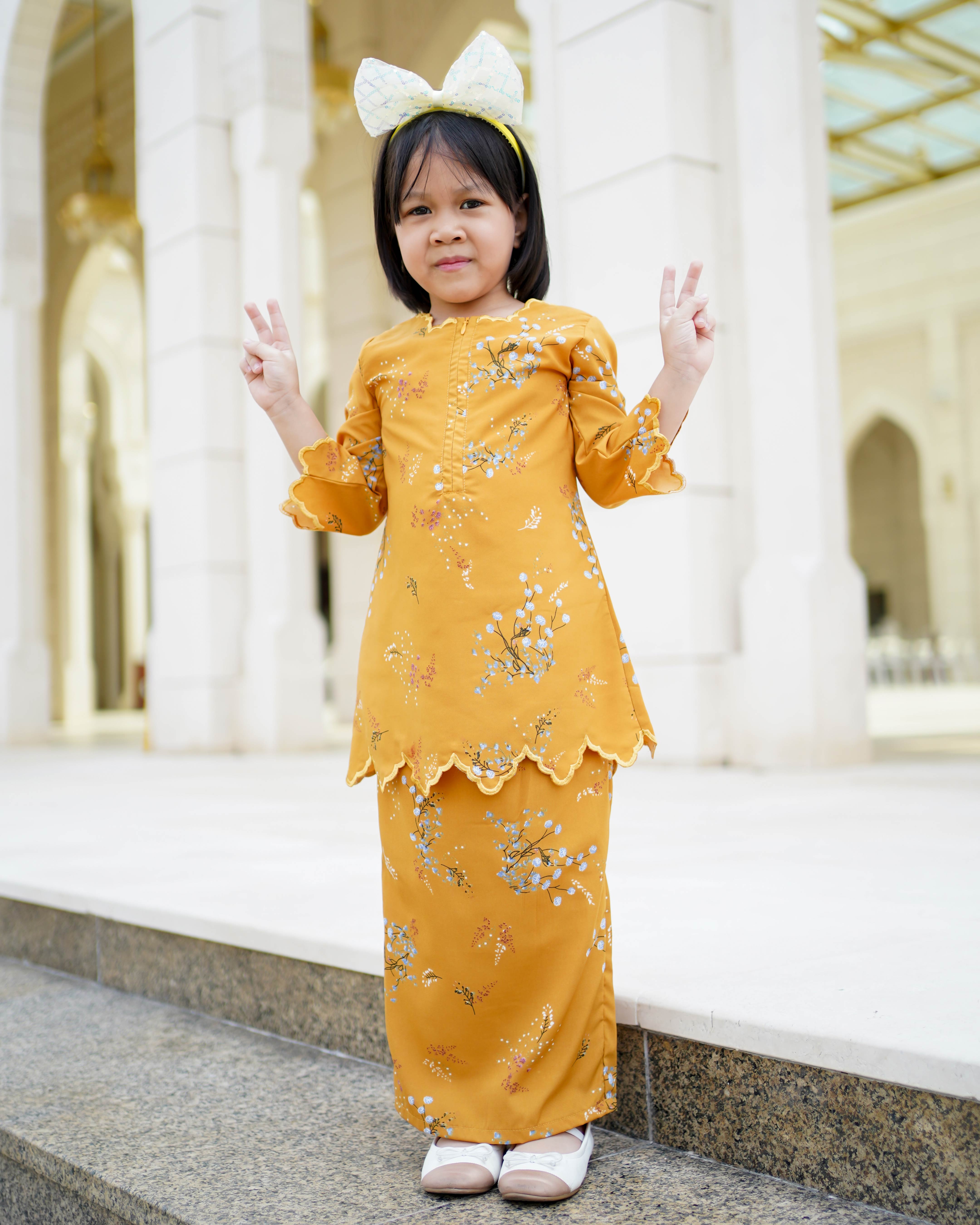 Baju Kurung Sulam Lahita Kids Laluna X MCC - Gold Mustard