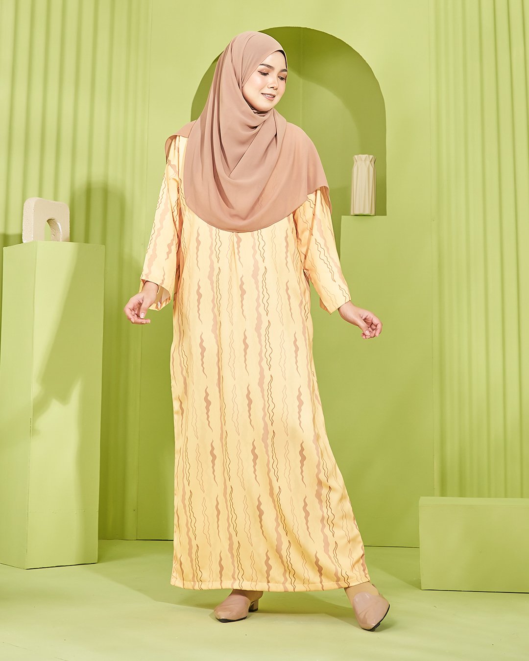 Kaftan Ulfaisya Laluna X MCC - Yellow Brown