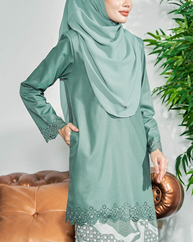 Baju Kurung Batik Lasercut Haya - Clay Turquoise