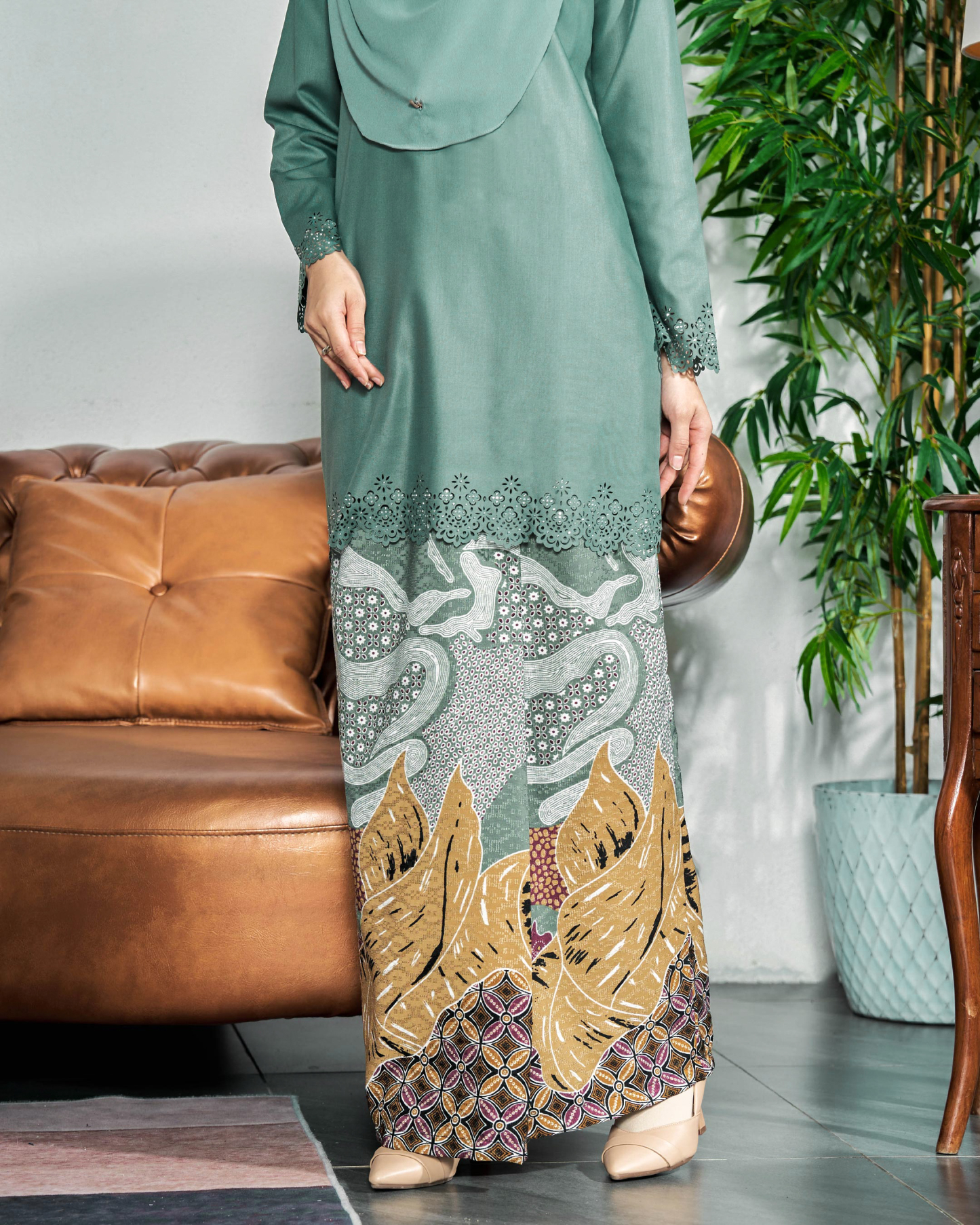 Baju Kurung Batik Lasercut Haya - Clay Turquoise