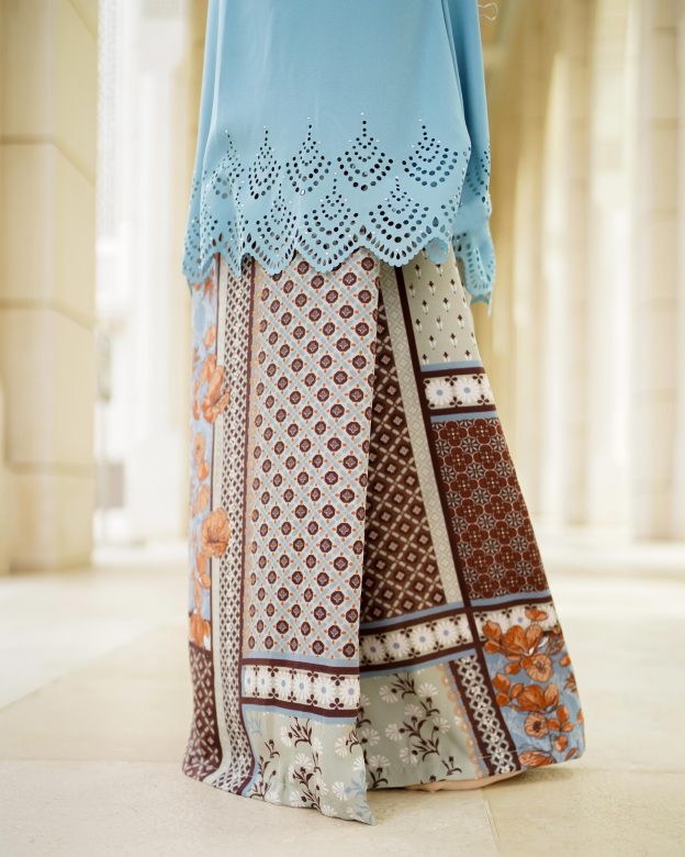 Baju Kurung Pahang Lasercut Udyana - Sky Blue